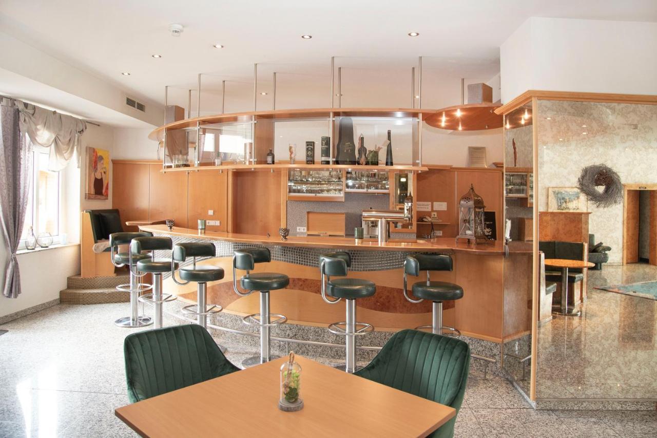 Fairway Hotel
