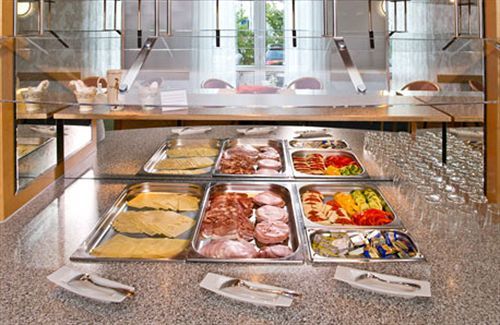 Fairway Hotel 3*