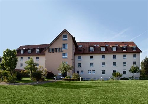 Fairway Hotel