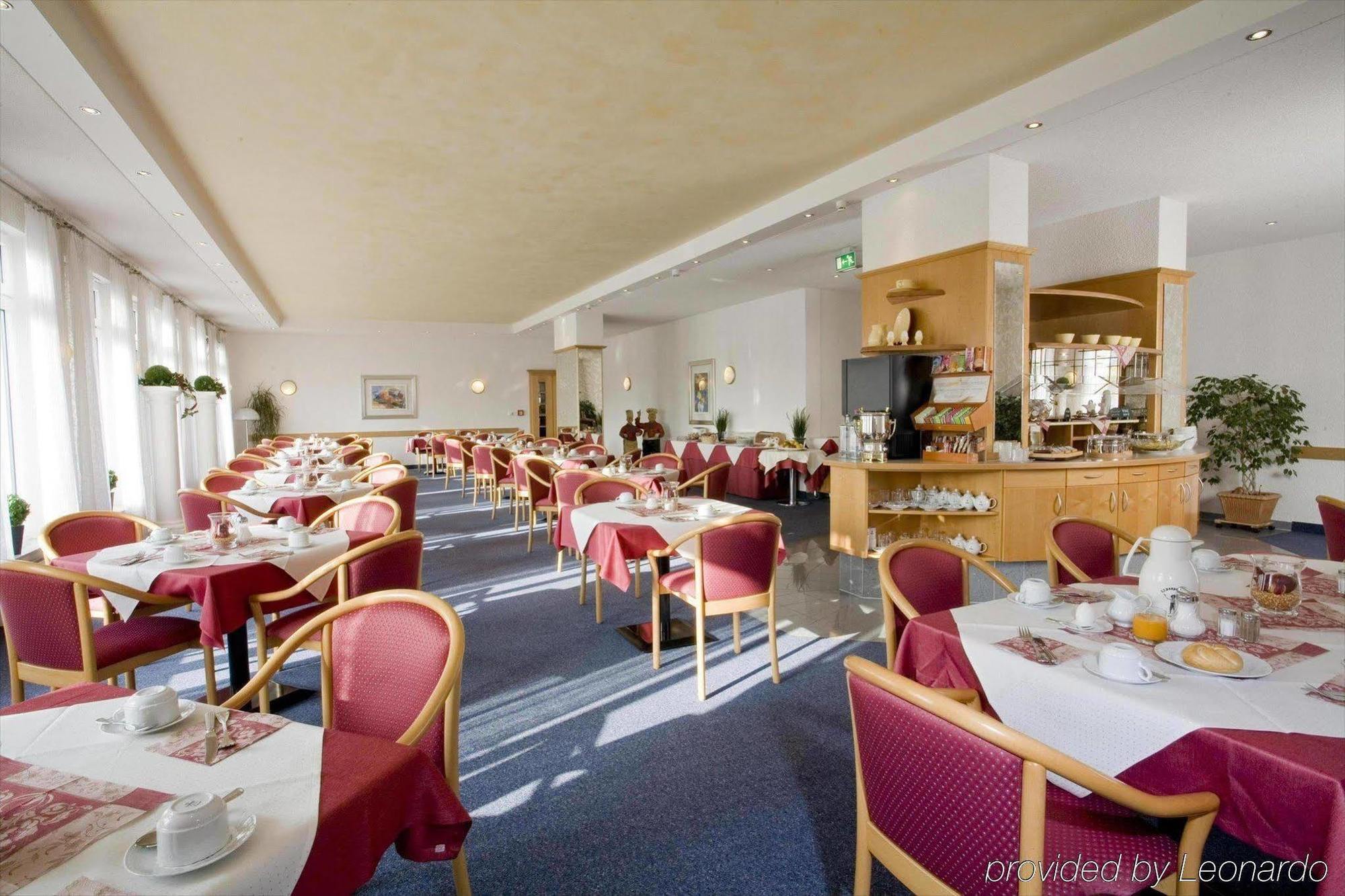 Hotel Fairway 3*