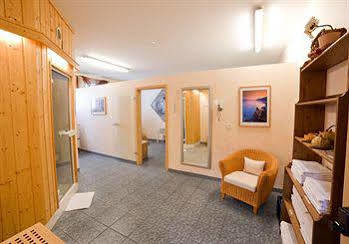 Fairway Hotel