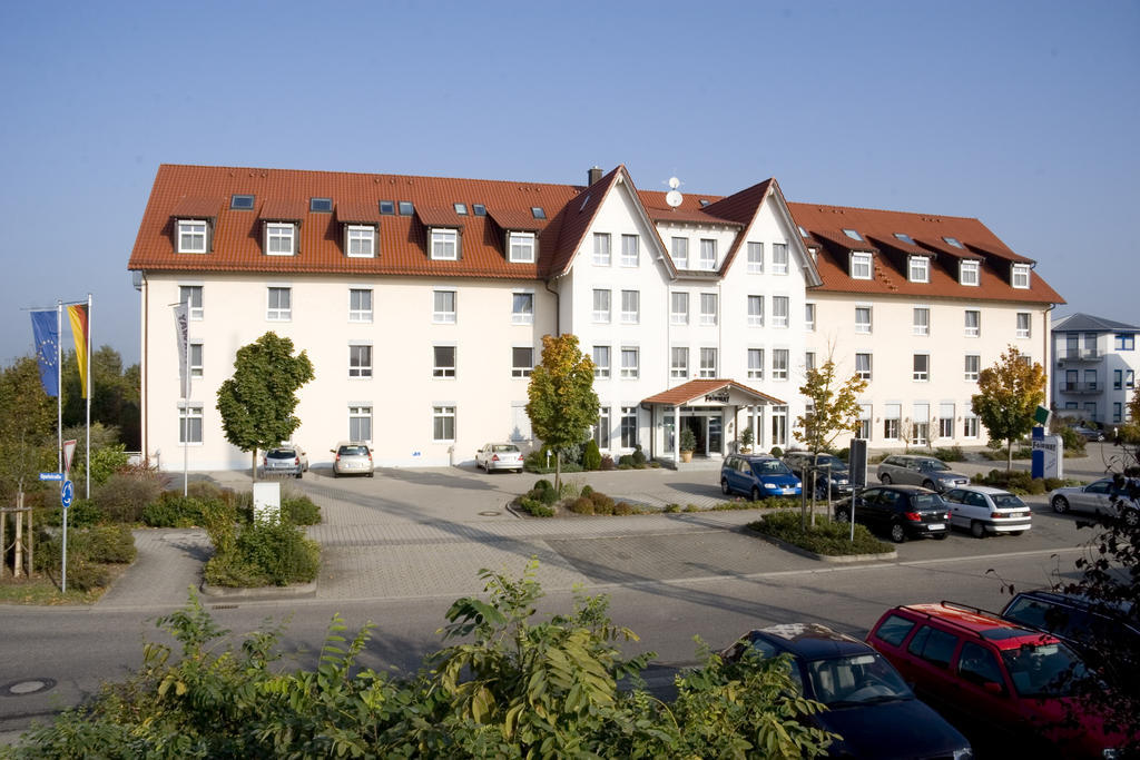 Fairway Hotel